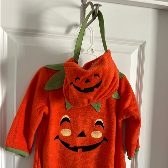 Pumpkin Costume for Kids - Orange and Green - Picture 5 of 6